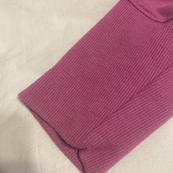 Sweater - Picture 7 of 7